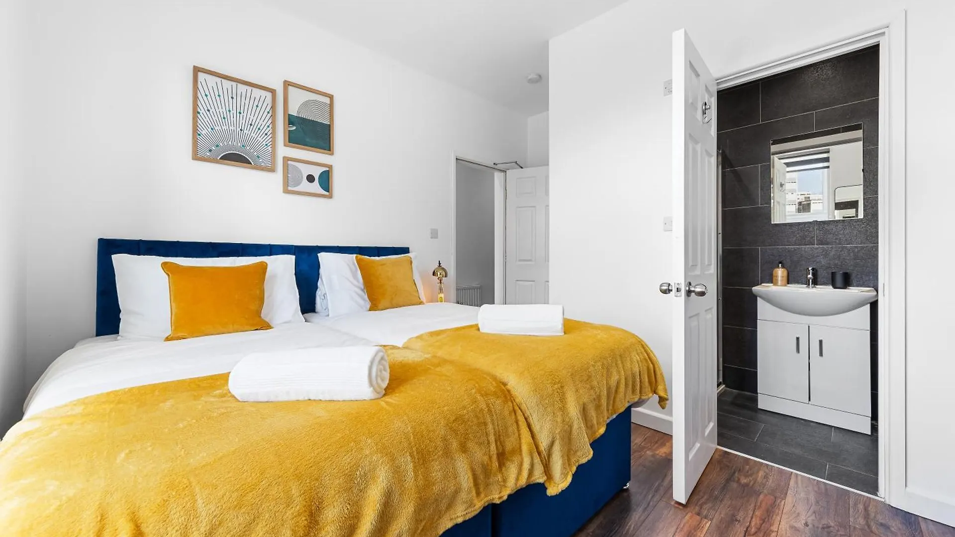 Apartment 20 Percent Off-Sleeps 11-Central-Games-Free Parking Southampton United Kingdom