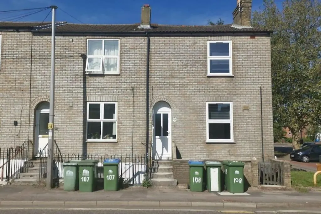 Apartment 20 Percent Off-Sleeps 11-Central-Games-Free Parking Southampton