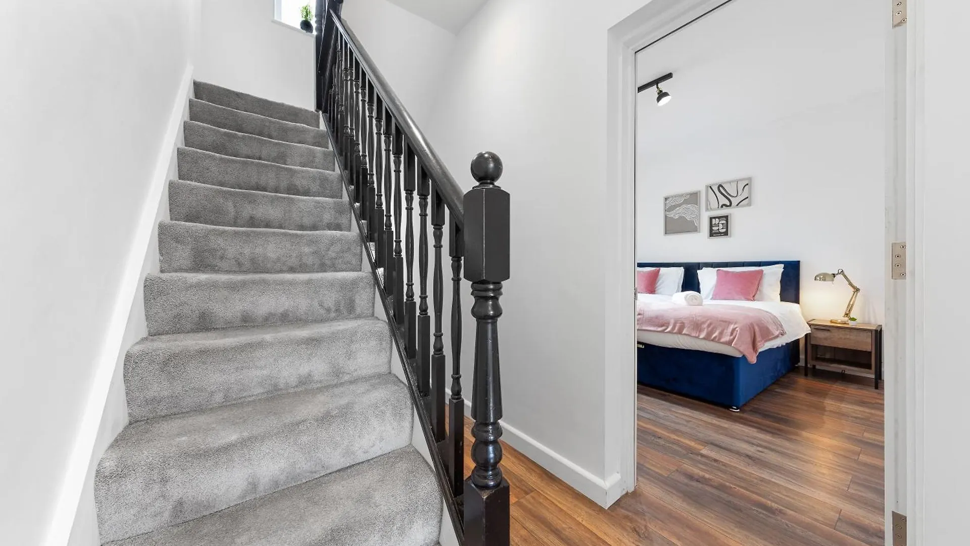 20 Percent Off-Sleeps 11-Central-Games-Free Parking Southampton United Kingdom